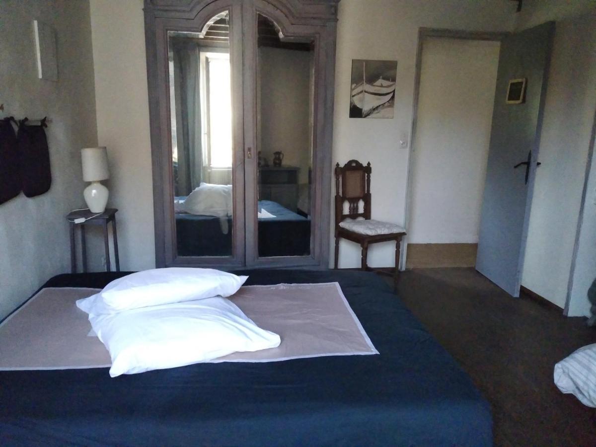 Qui Vivra Verra Bed and Breakfast Le Mesnil-Amey Exteriör bild